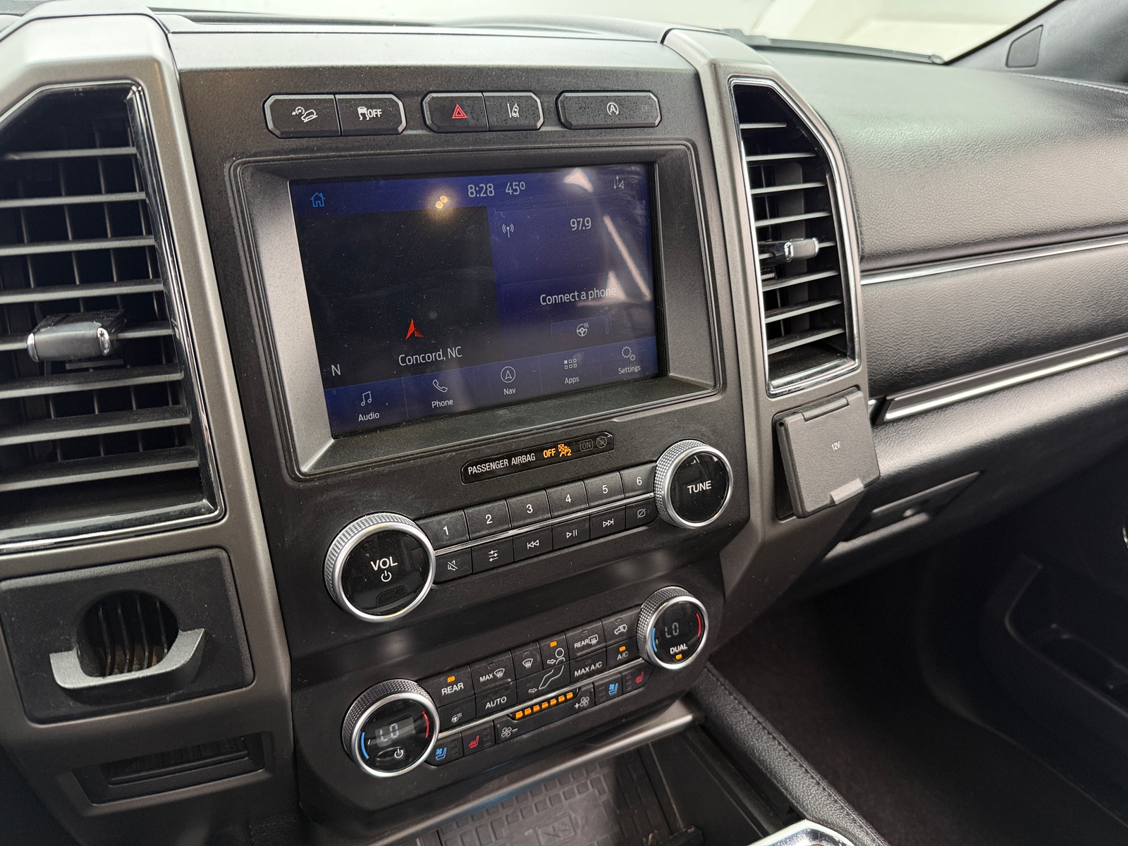 Thumbnail: 2021 Ford Expedition - 3