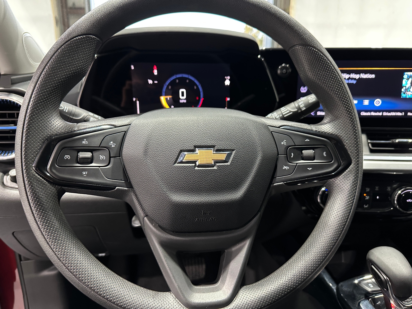 Thumbnail: 2025 Chevrolet Trax - 5