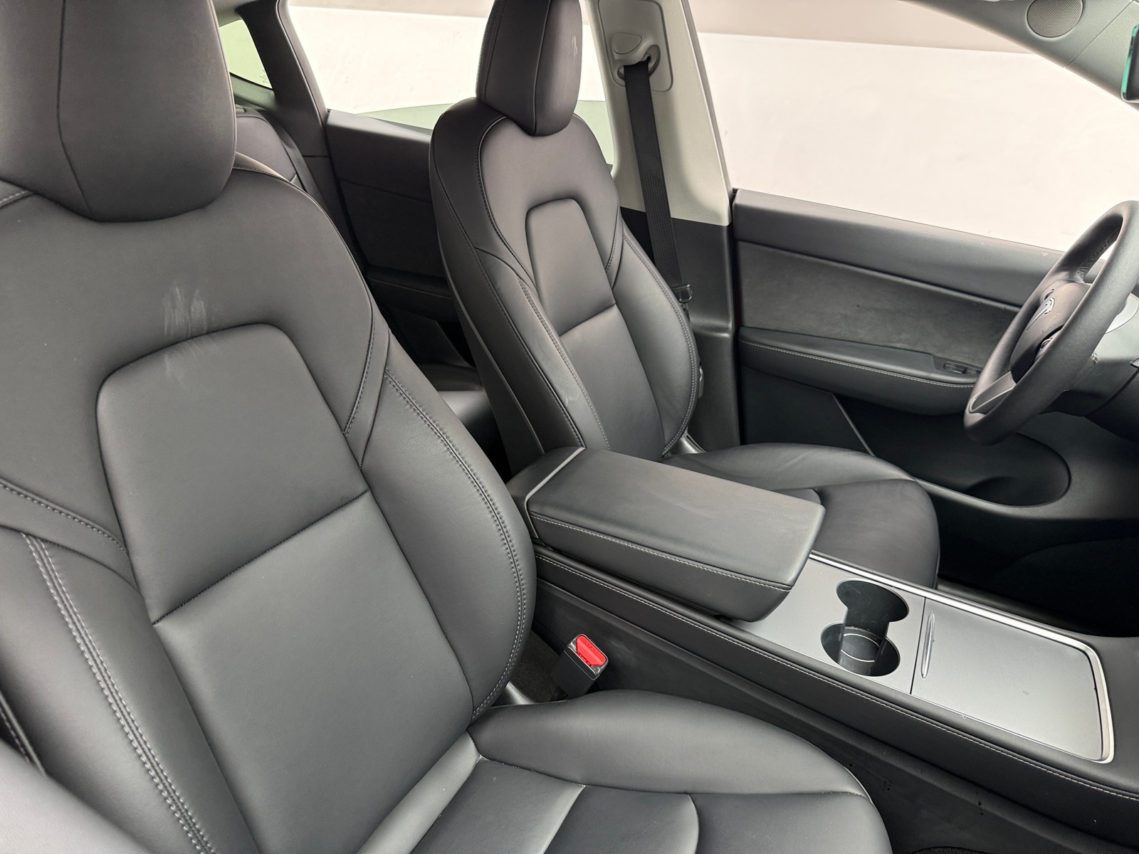 Thumbnail: 2022 Tesla Model Y - 2