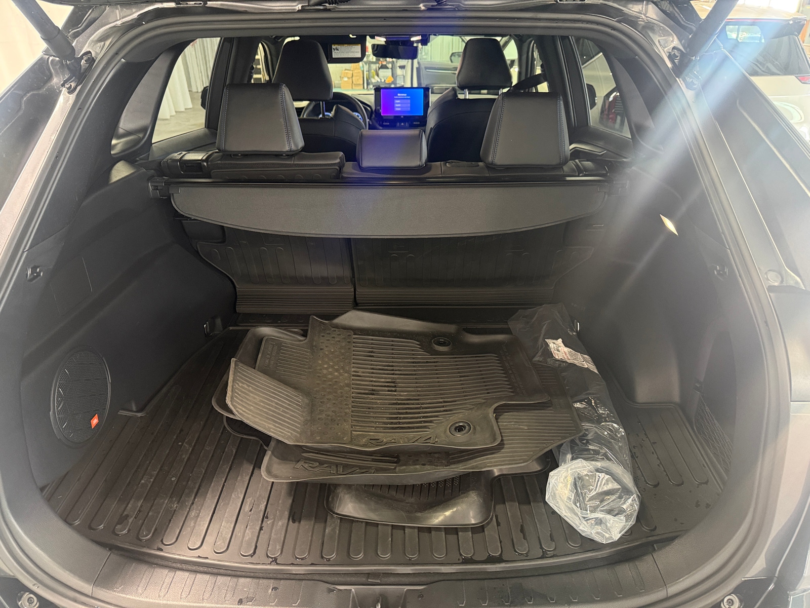 Thumbnail: 2024 Toyota RAV4 - 6