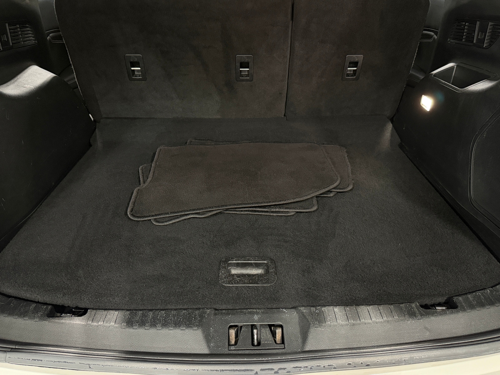 Thumbnail: 2021 Ford Edge - 6