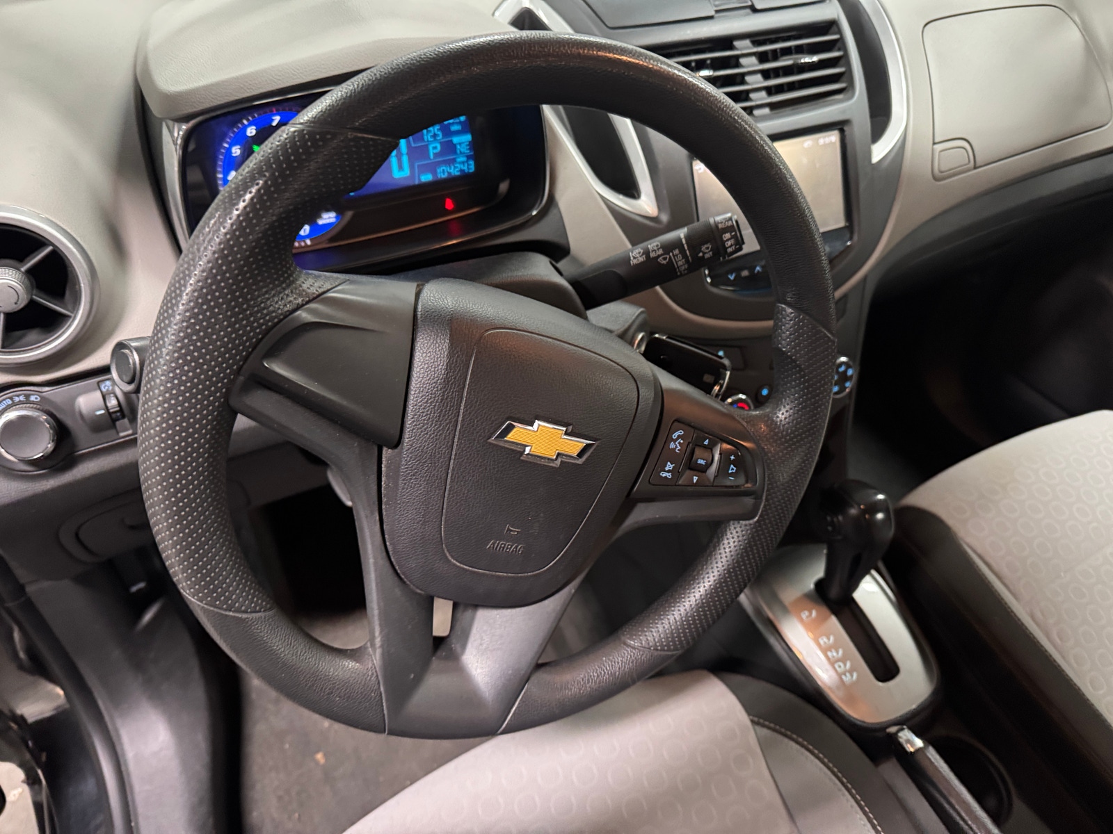 Thumbnail: 2015 Chevrolet Trax - 5