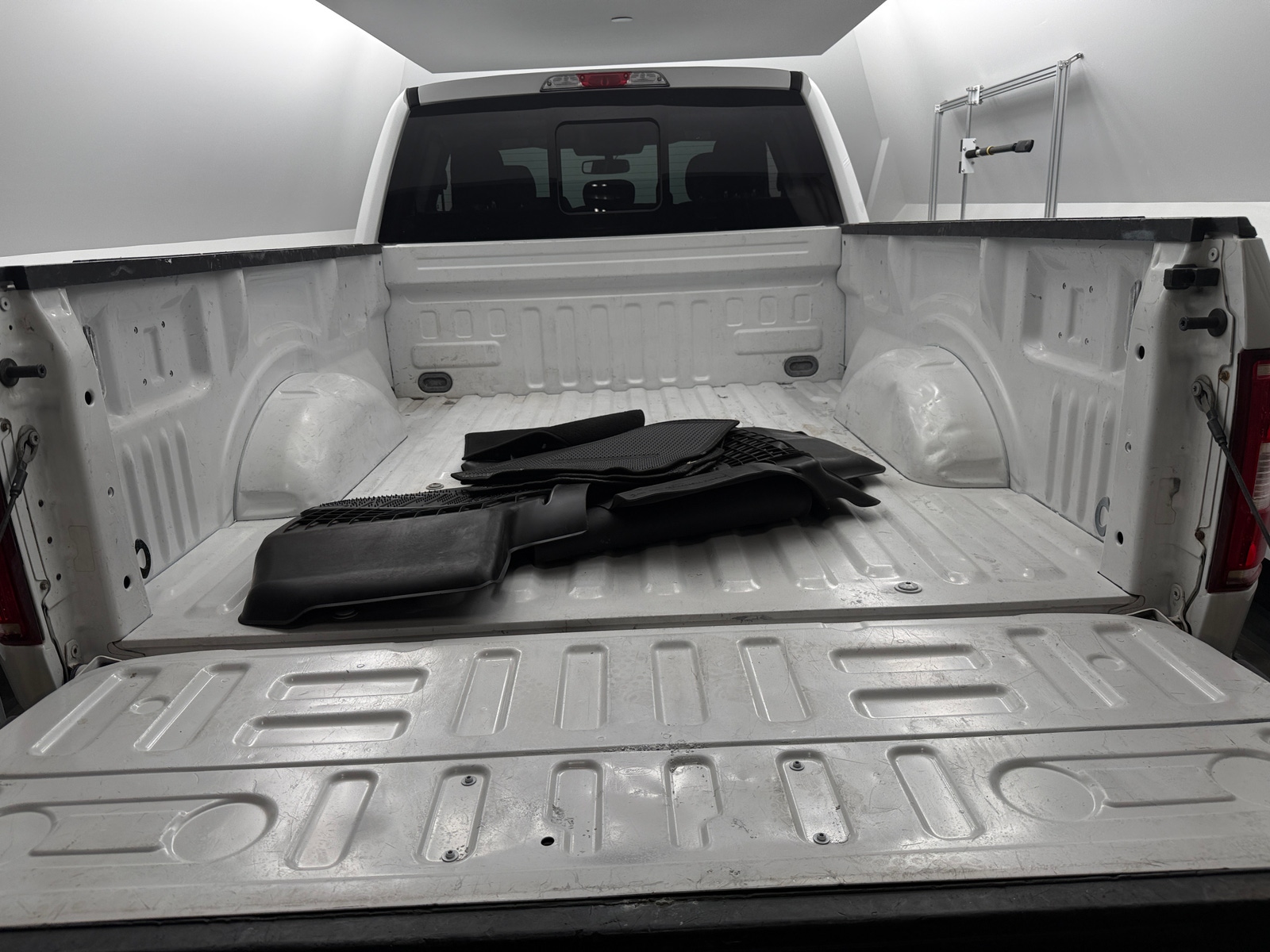 Thumbnail: 2019 Ford Econoline - 7