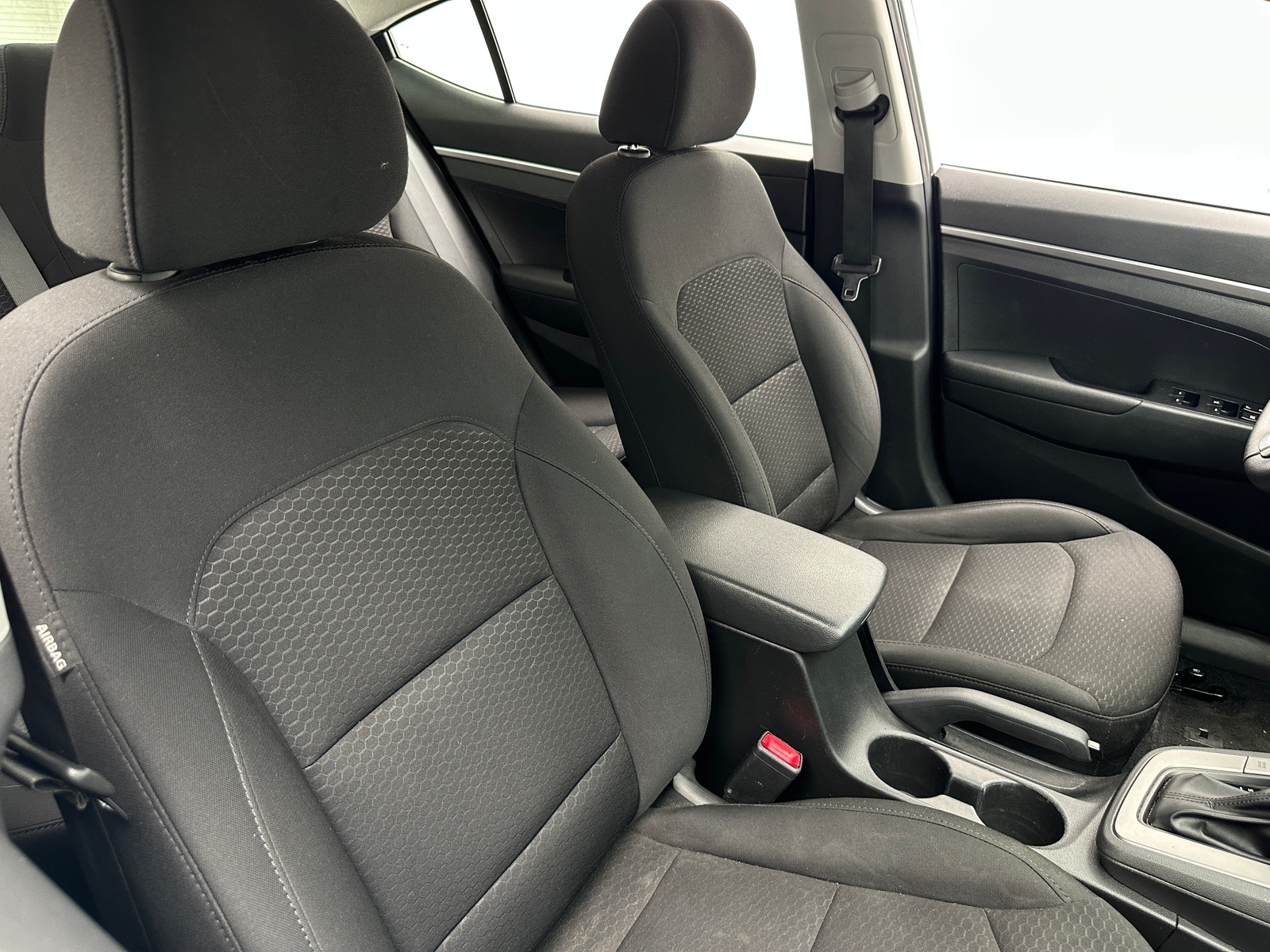 Thumbnail: 2019 Hyundai Elantra - 2