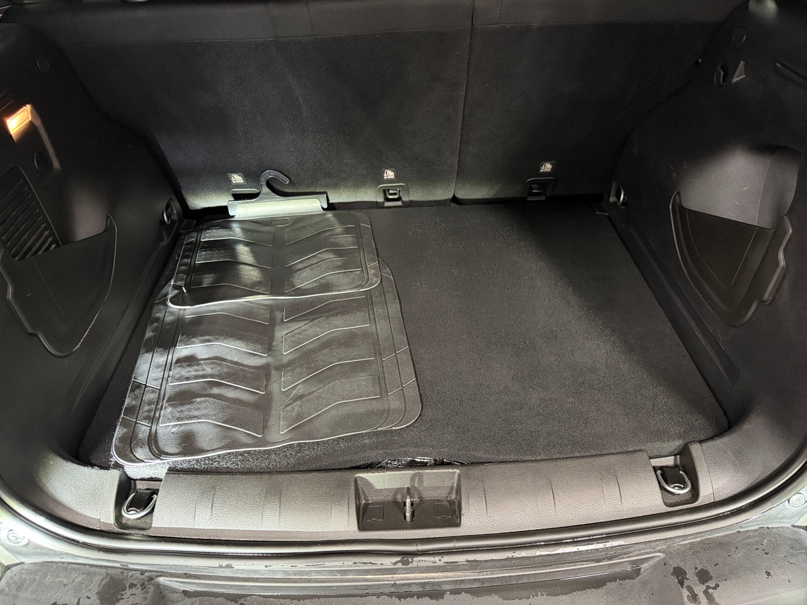 Thumbnail: 2020 Jeep Renegade - 7