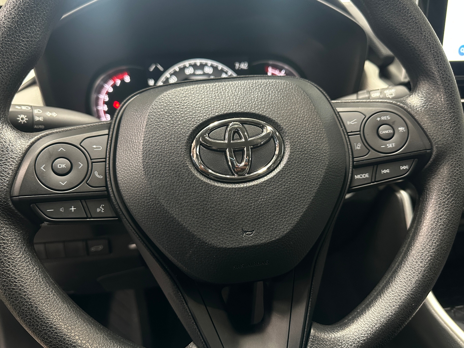 Thumbnail: 2025 Toyota RAV4 - 5