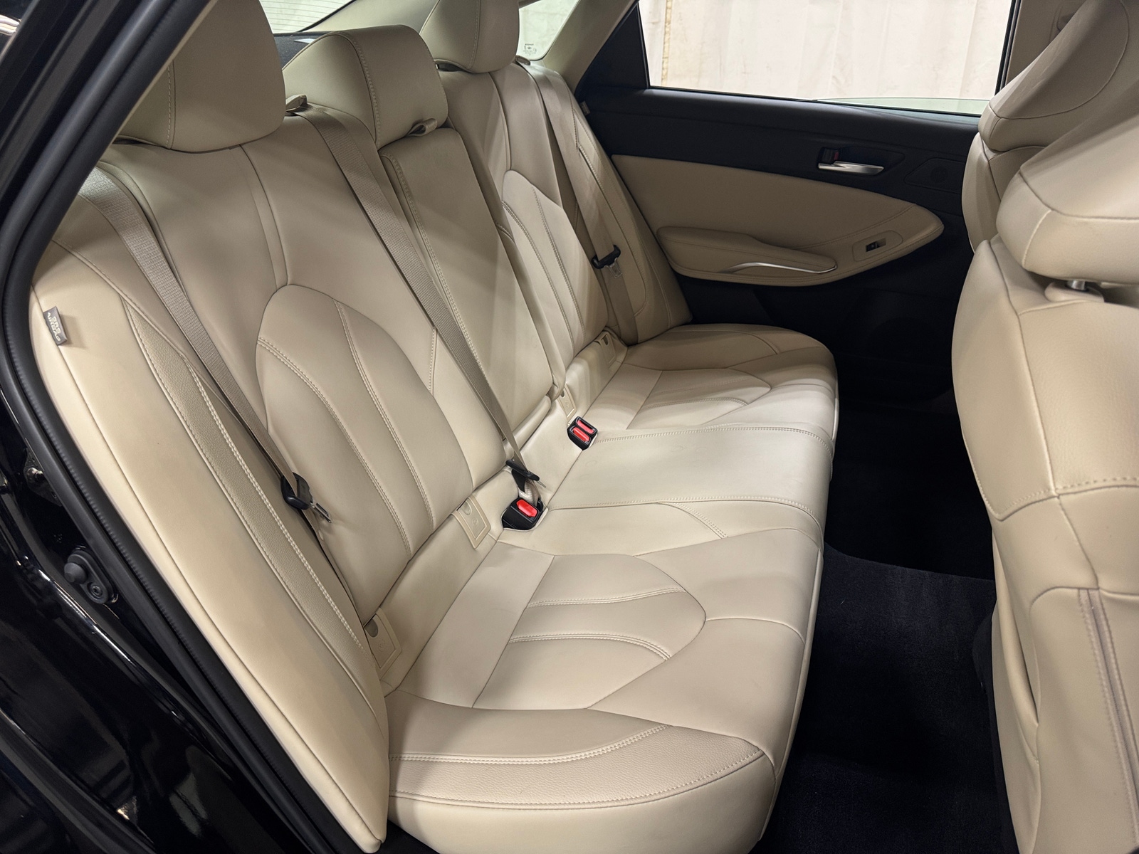 Thumbnail: 2020 Toyota Avalon - 5