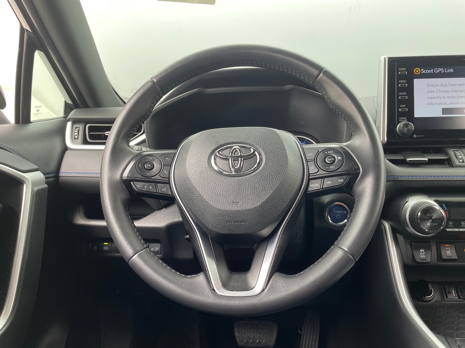 Thumbnail: 2019 Toyota RAV4 - 4