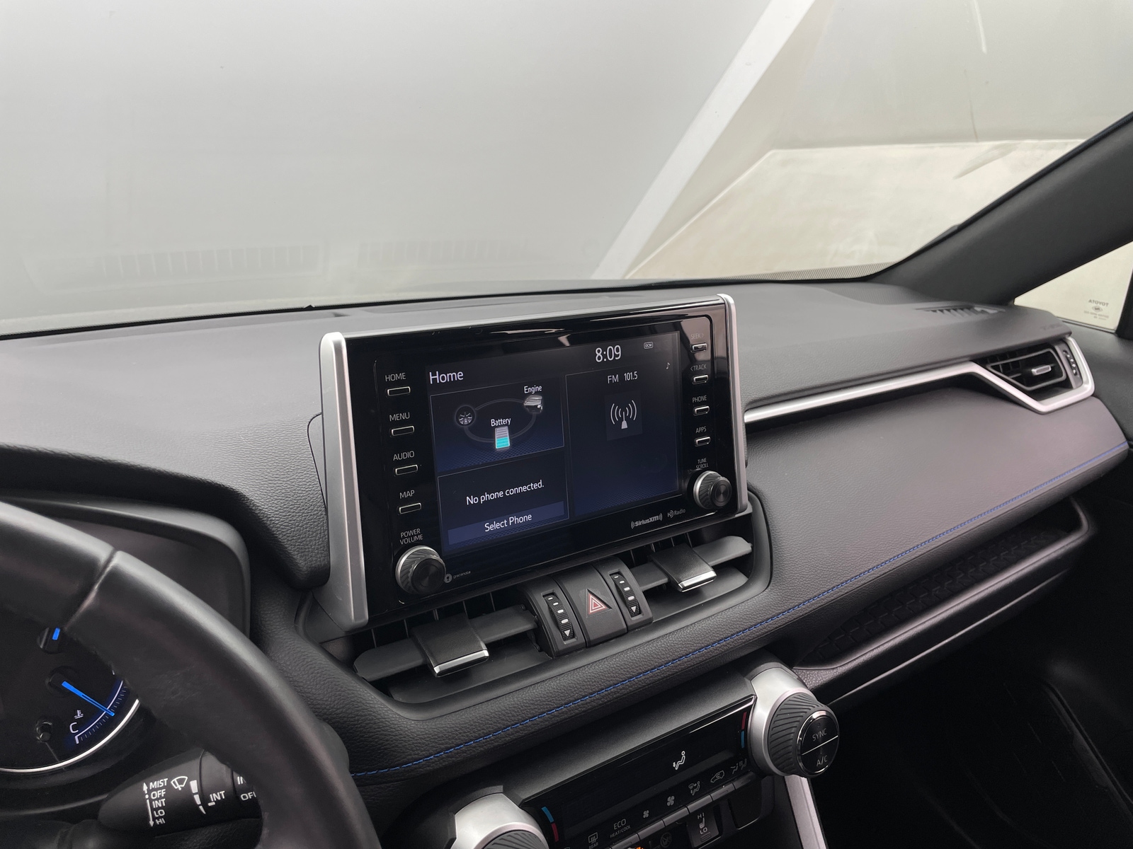 Thumbnail: 2019 Toyota RAV4 - 3