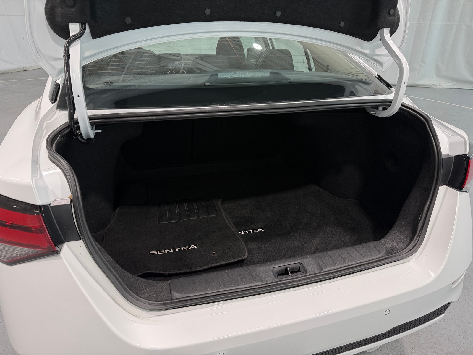 Thumbnail: 2025 Nissan Sentra - 7