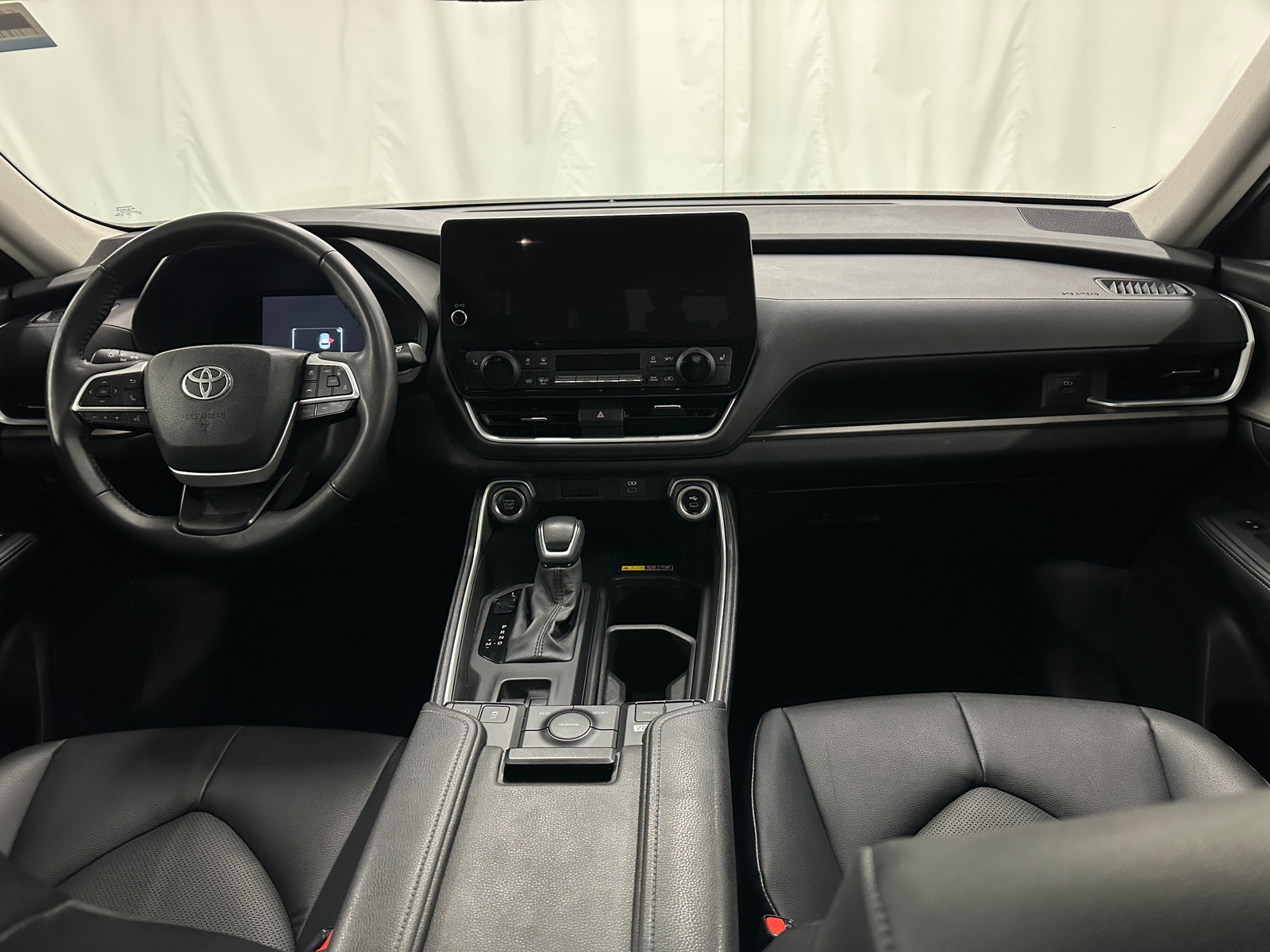 Thumbnail: 2025 Toyota Grand Highlander - 2