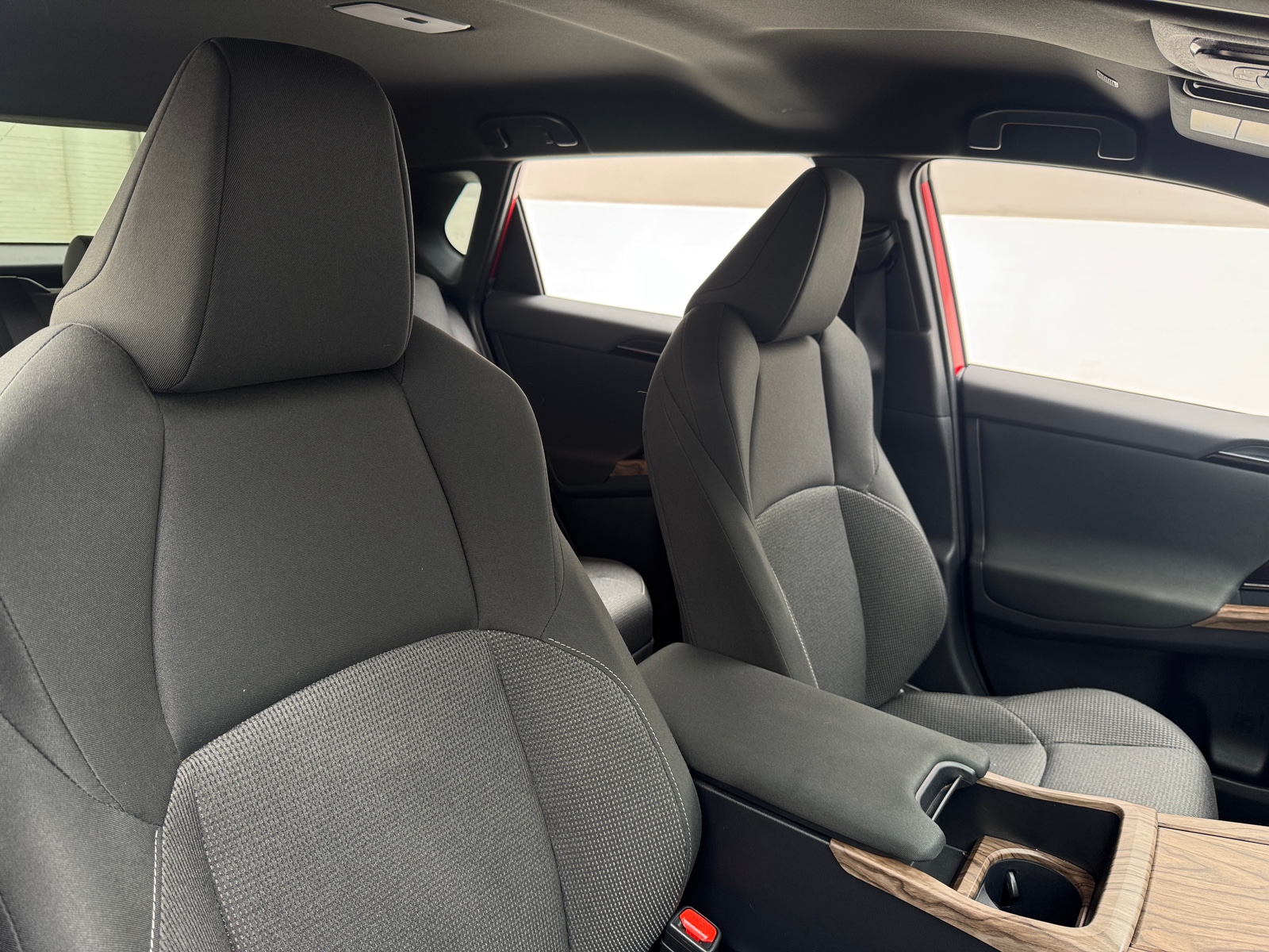 Thumbnail: 2025 Subaru Solterra - 2