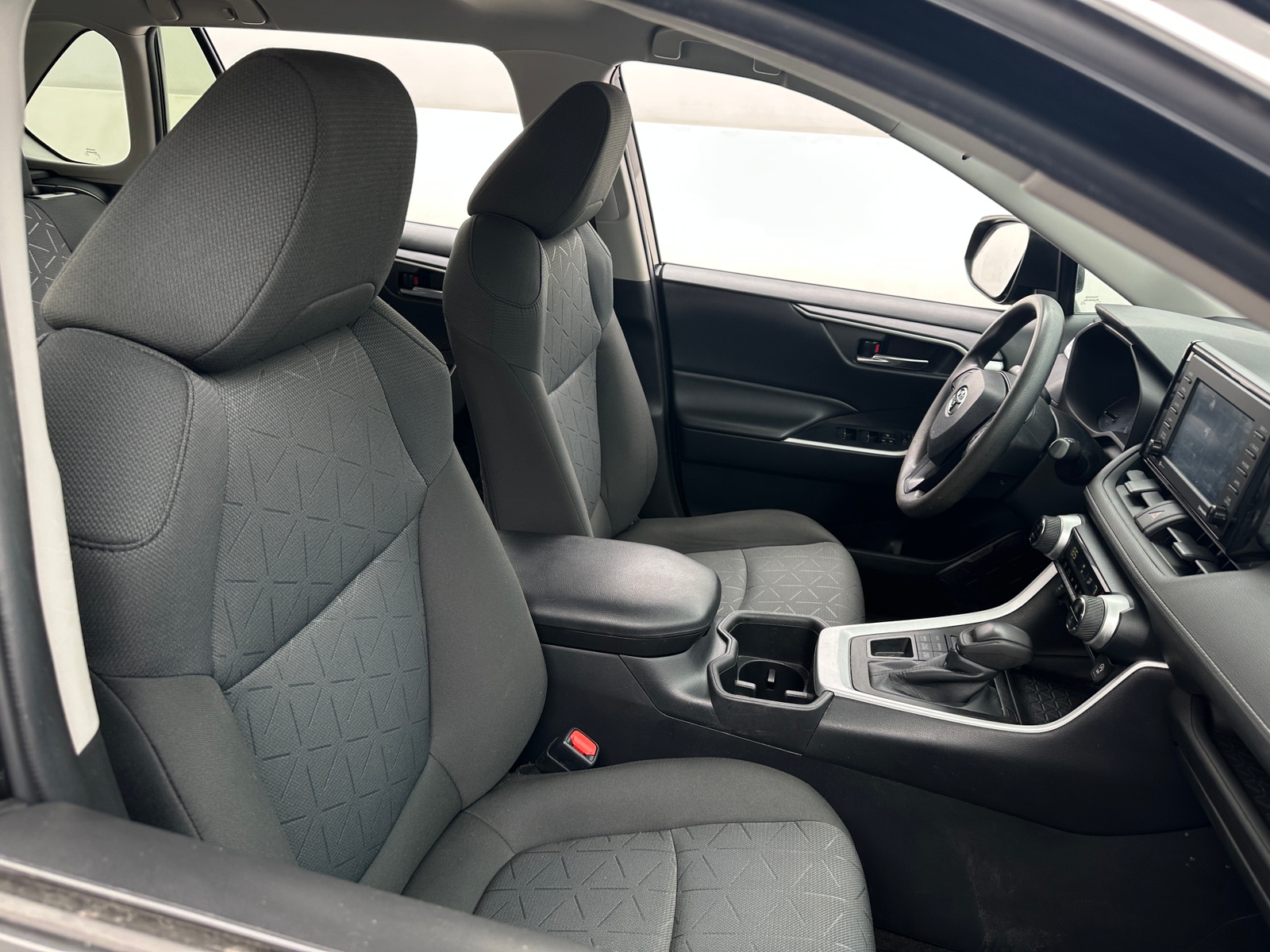 Thumbnail: 2022 Toyota RAV4 - 2