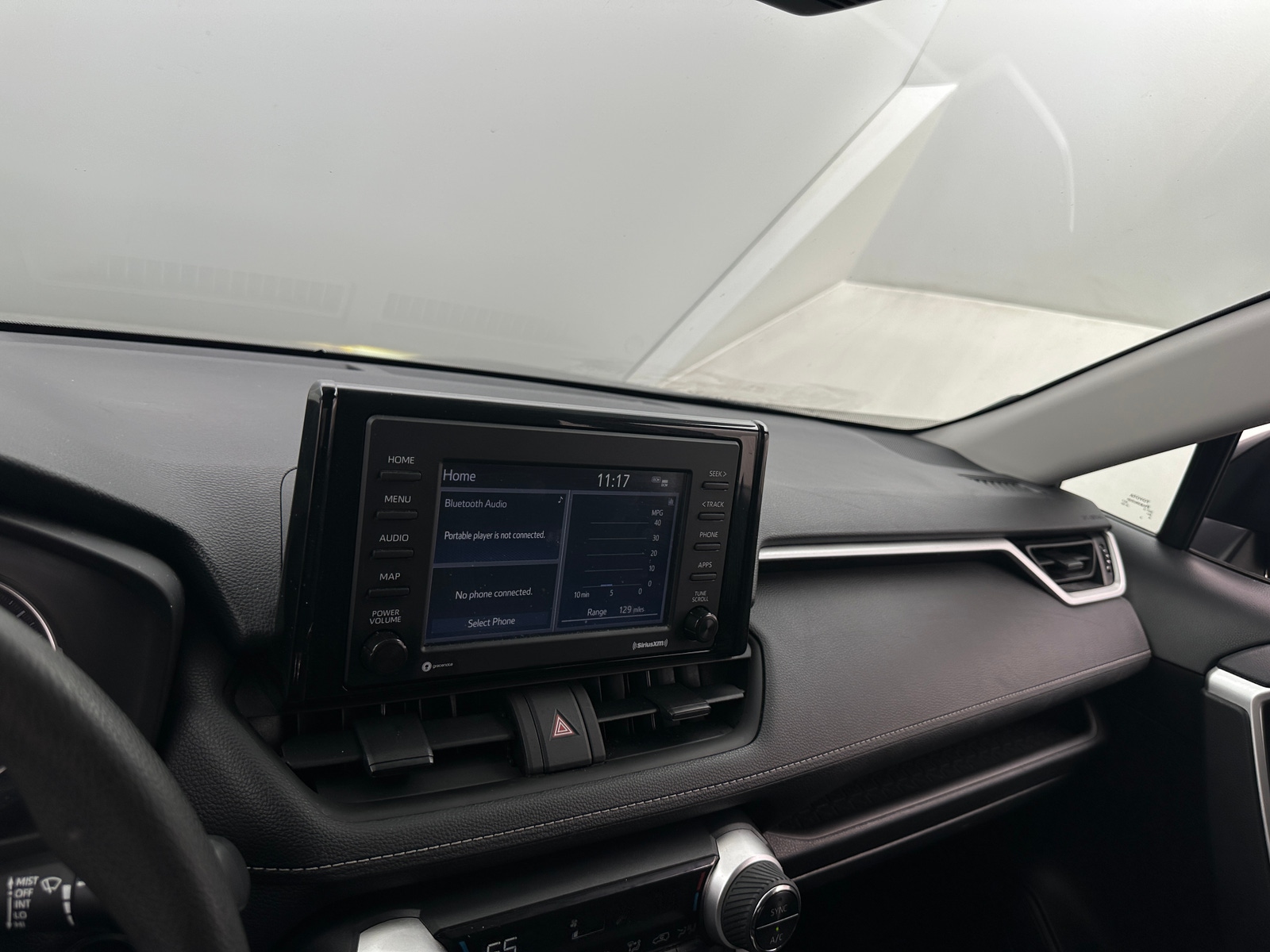 Thumbnail: 2022 Toyota RAV4 - 4