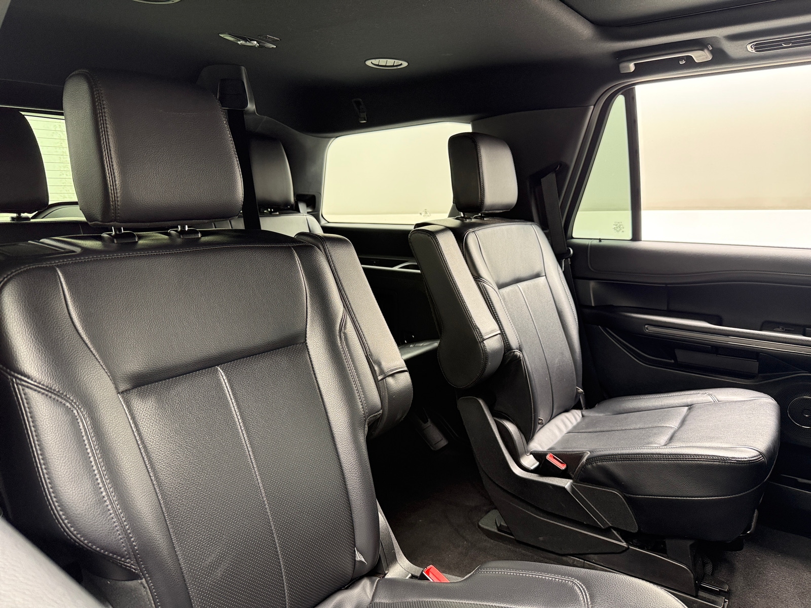 Thumbnail: 2021 Ford Expedition - 6
