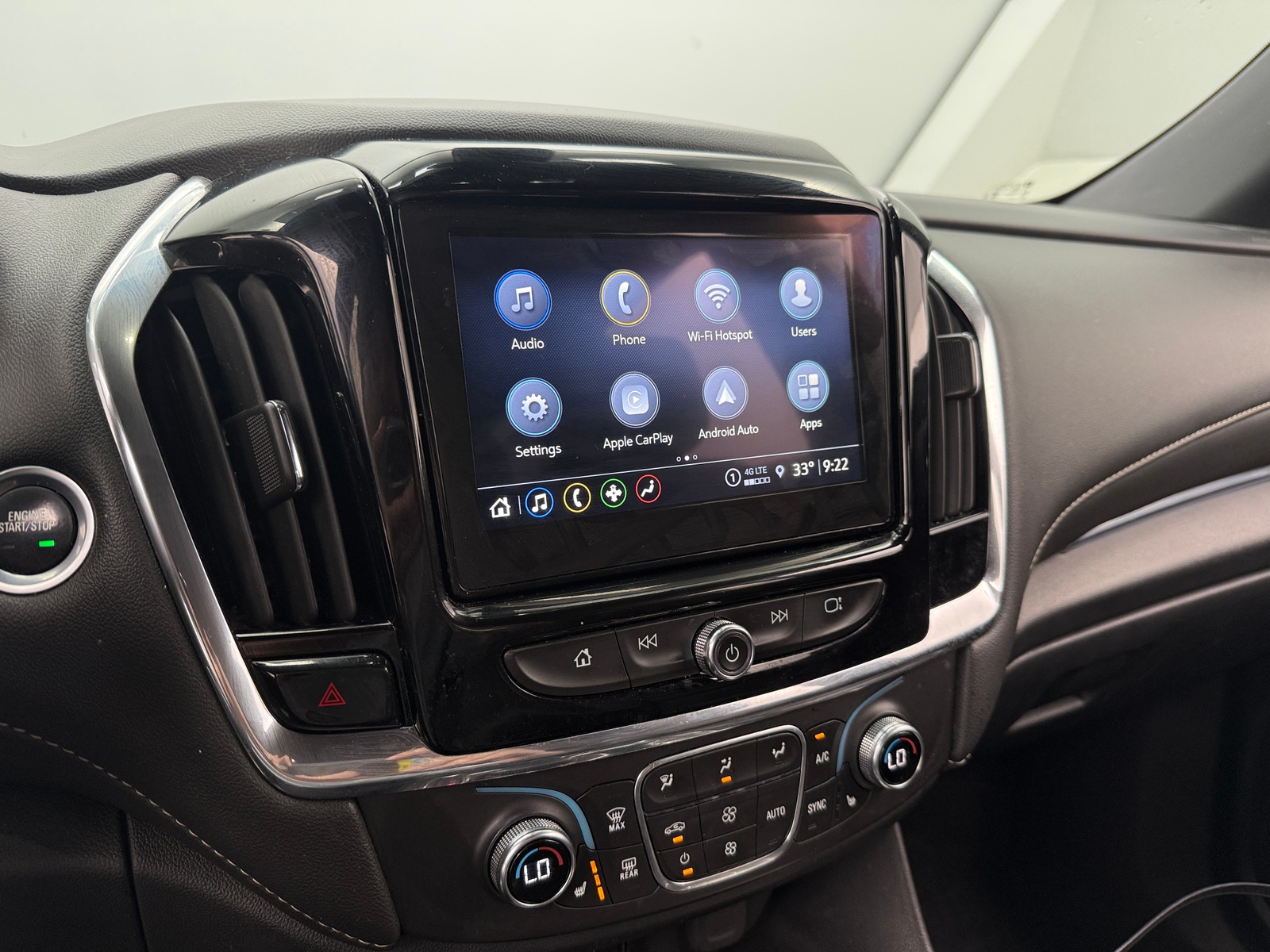 Thumbnail: 2023 Chevrolet Traverse - 3