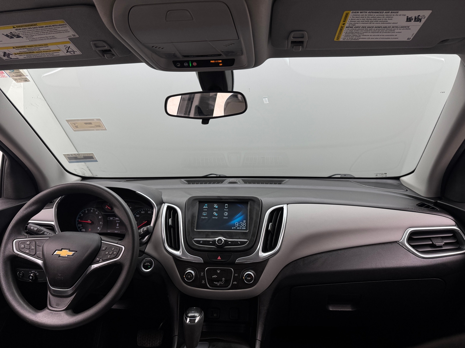 Thumbnail: 2018 Chevrolet Equinox - 3