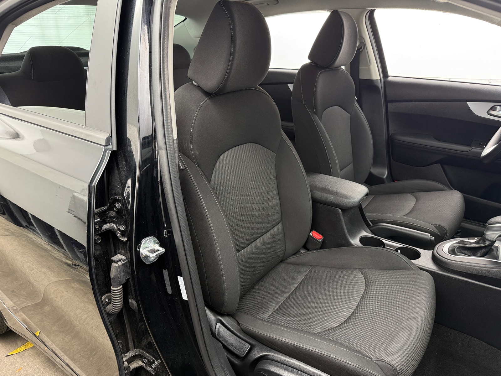 Thumbnail: 2024 Kia Forte - 2