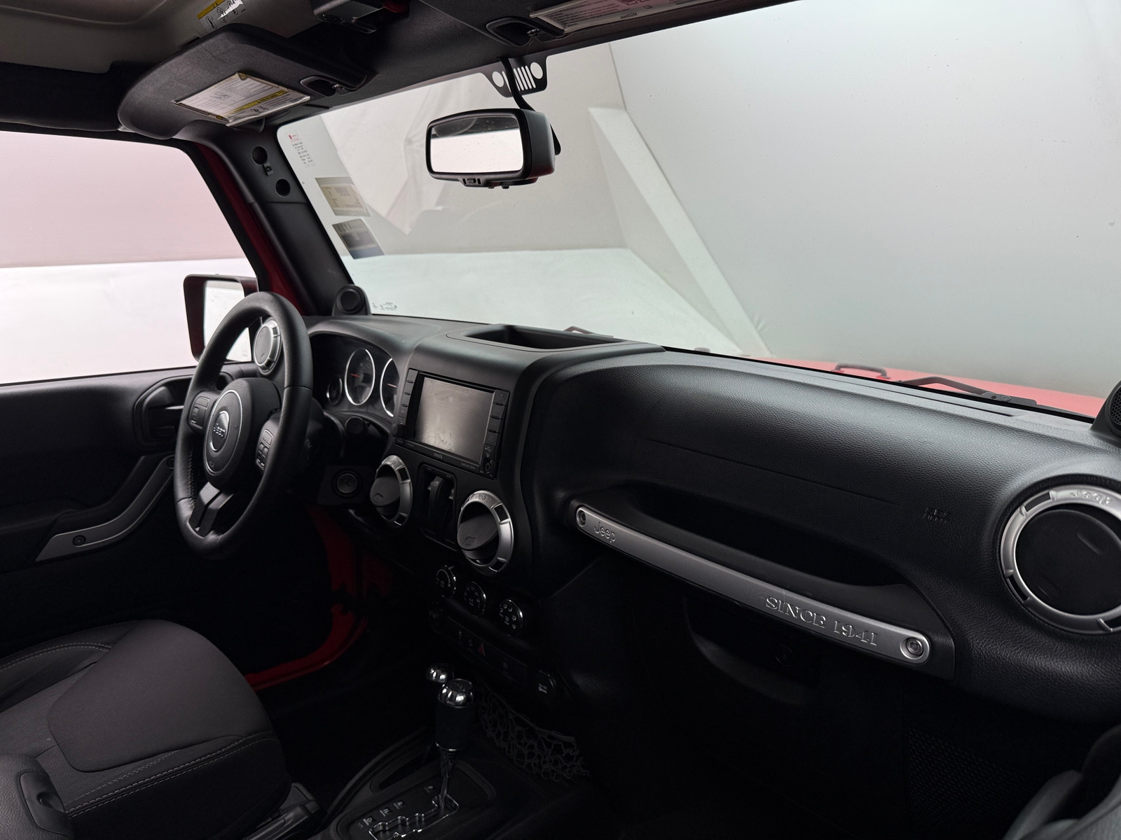 Thumbnail: 2013 Jeep Wrangler - 3