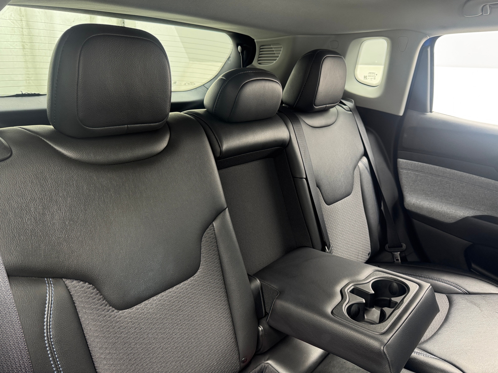 Thumbnail: 2022 Jeep Compass - 6