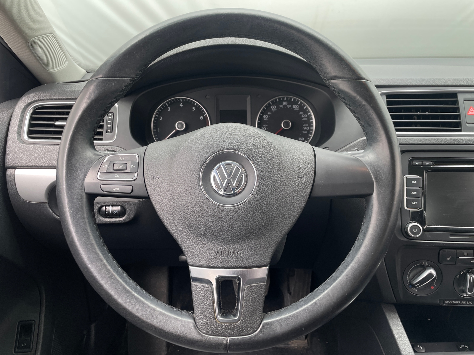 Thumbnail: 2013 Volkswagen Jetta - 4