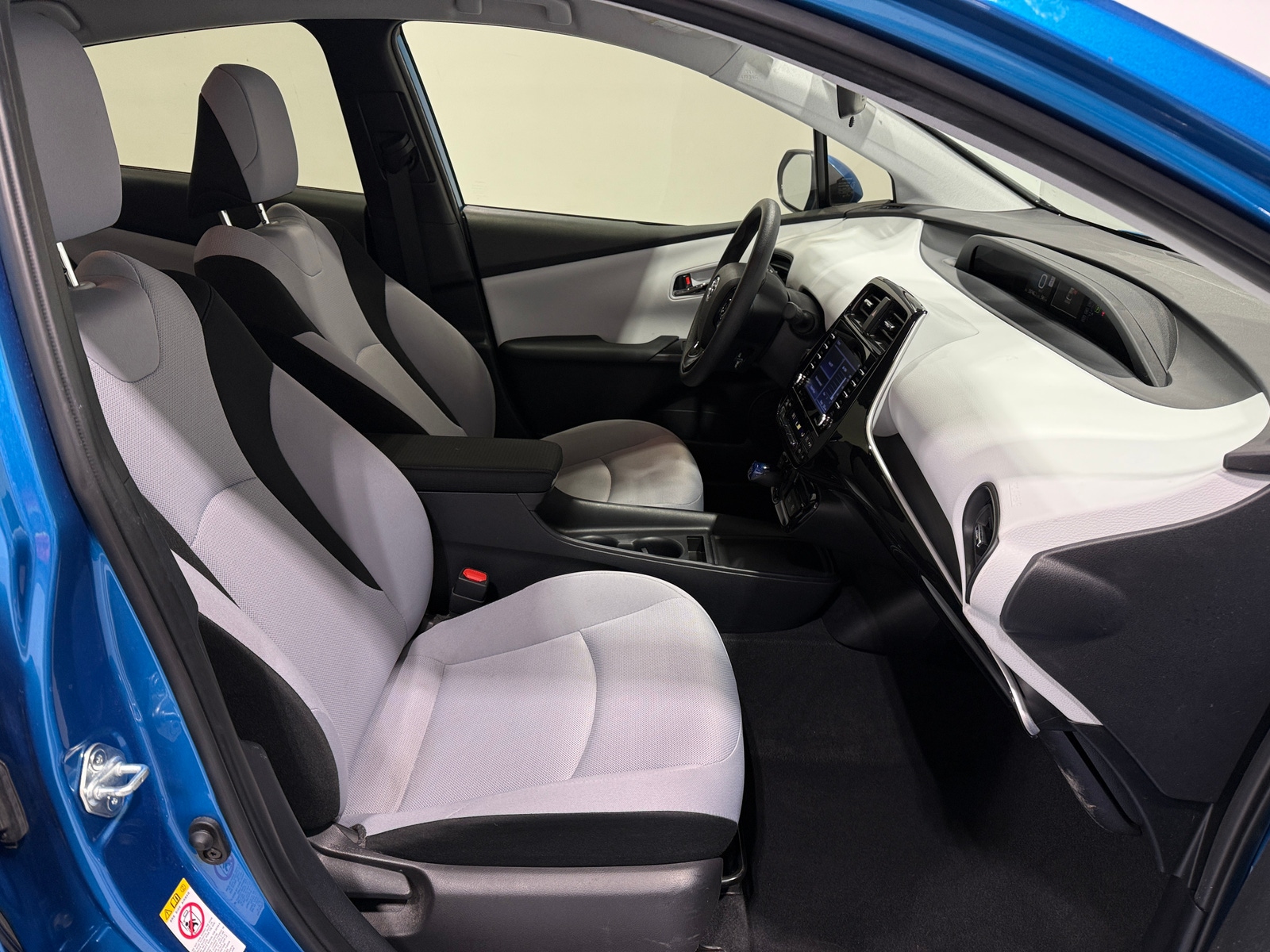 Thumbnail: 2021 Toyota Prius - 2