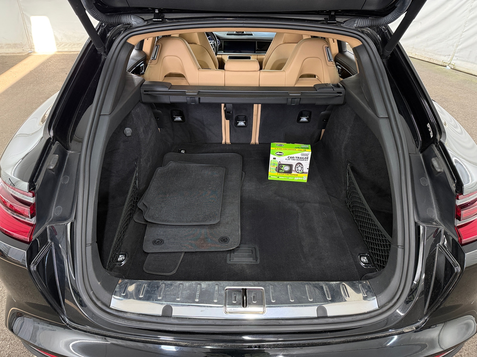 Thumbnail: 2018 Porsche Panamera - 6