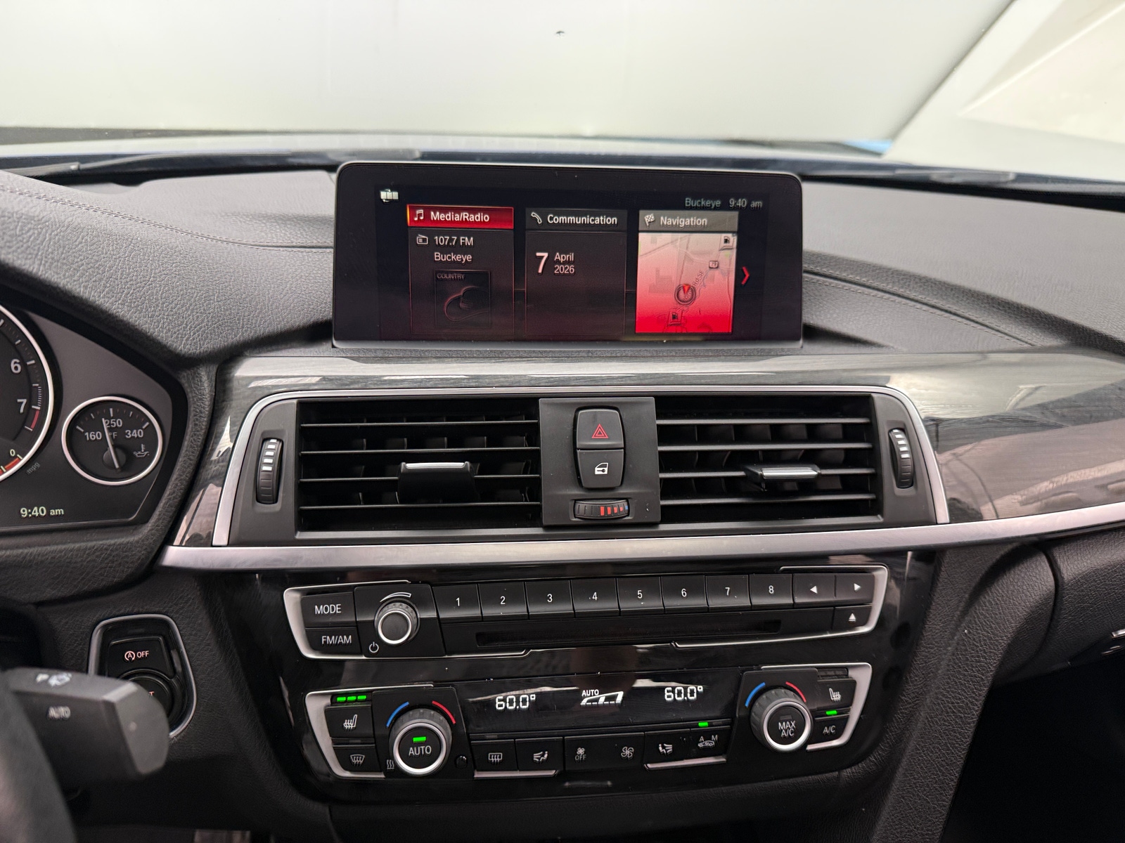 Thumbnail: 2018 BMW 3 Series - 3