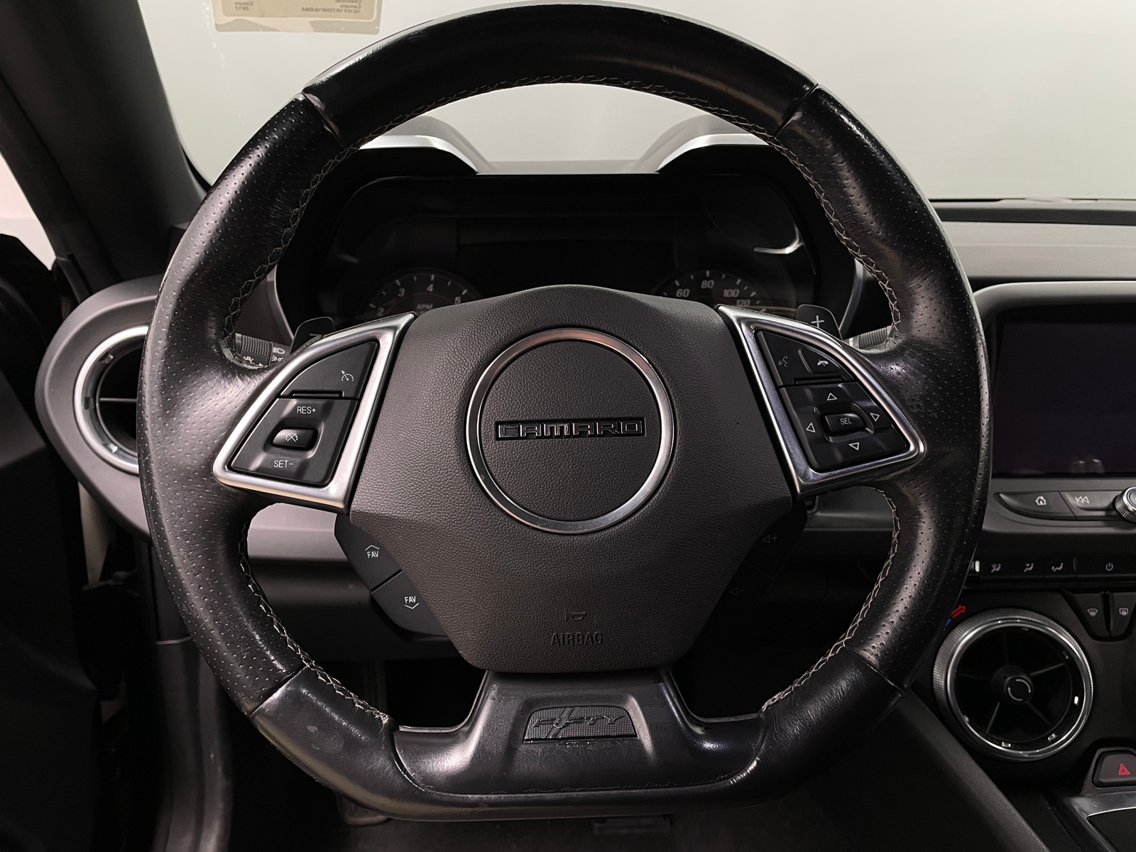 Thumbnail: 2017 Chevrolet Camaro - 4