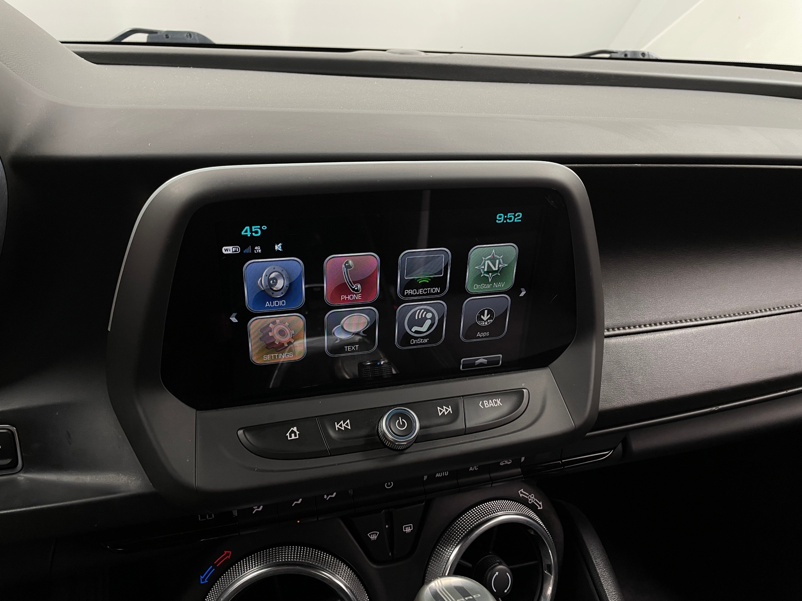 Thumbnail: 2017 Chevrolet Camaro - 3