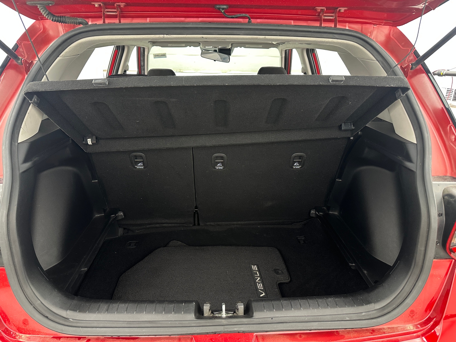 Thumbnail: 2020 Hyundai Venue - 7