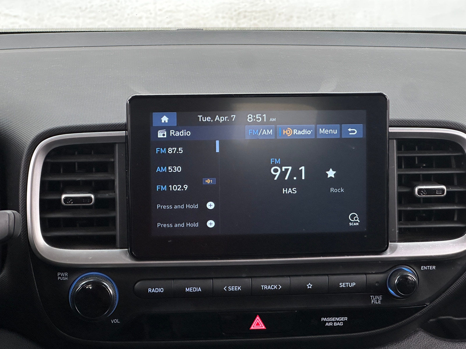 Thumbnail: 2020 Hyundai Venue - 4