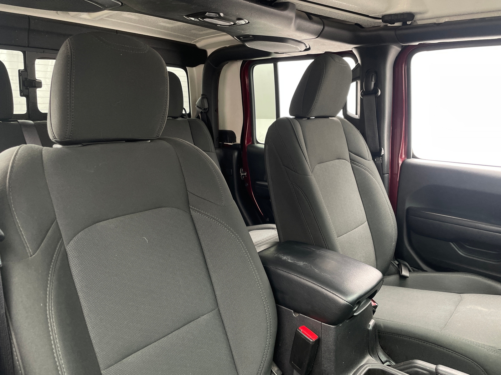 Thumbnail: 2021 Jeep Gladiator - 2