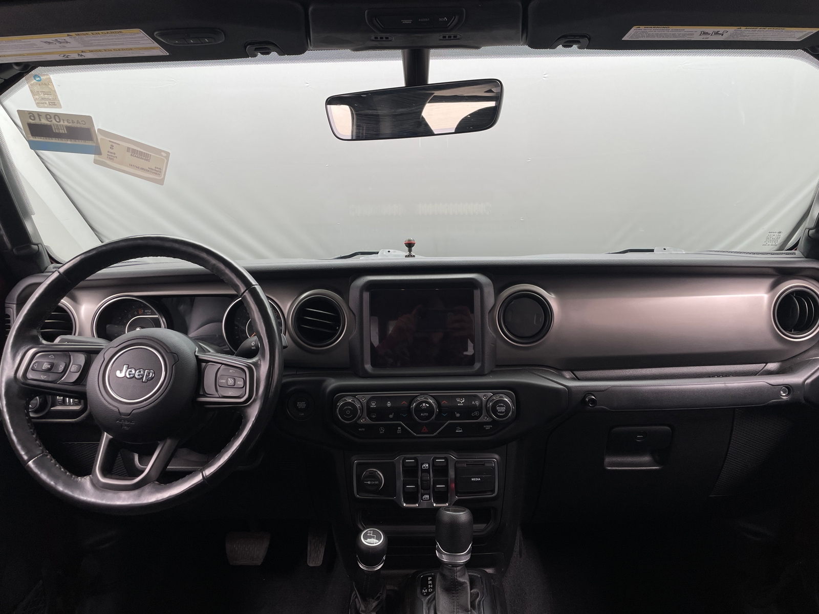 Thumbnail: 2021 Jeep Gladiator - 3