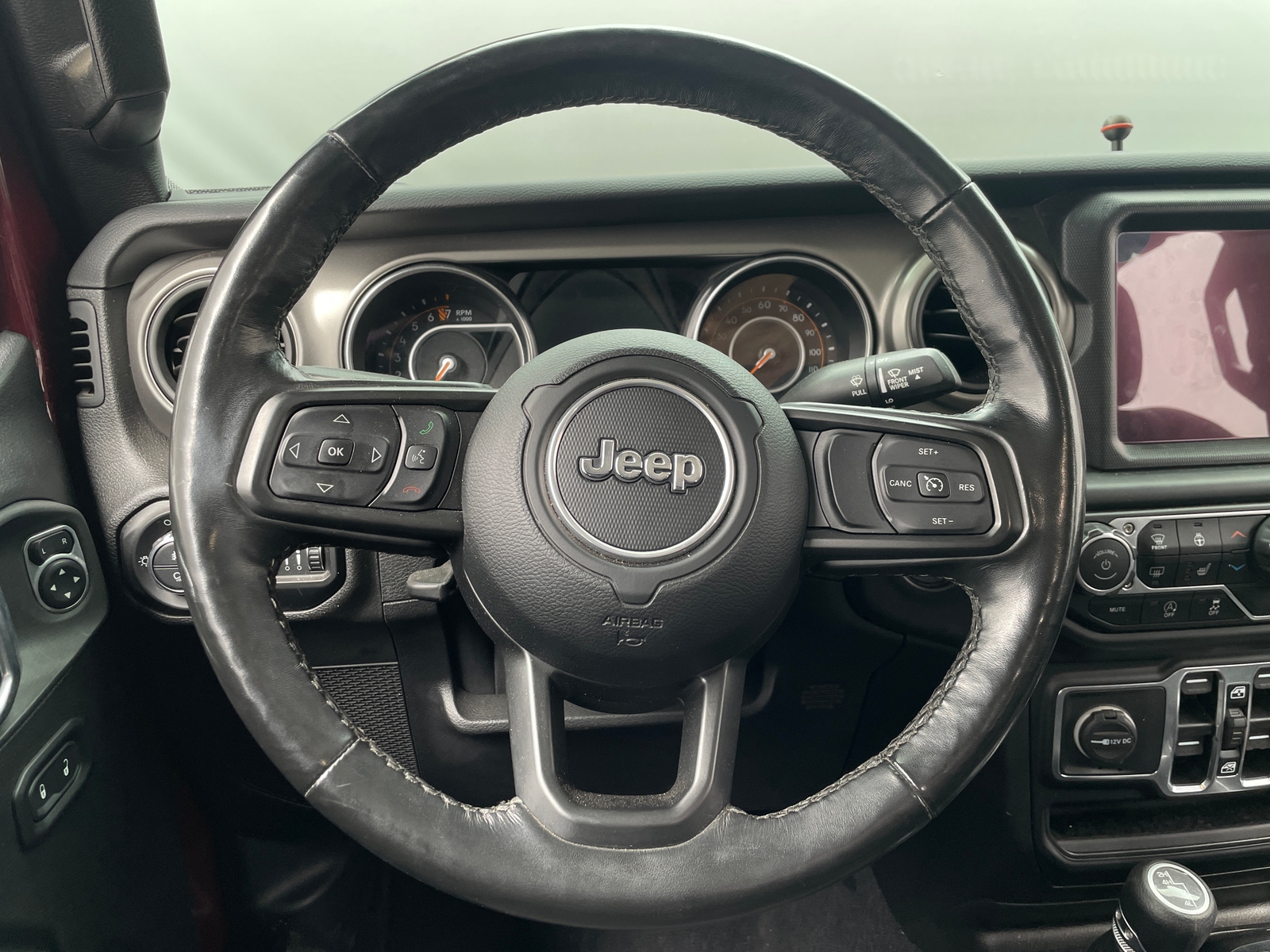 Thumbnail: 2021 Jeep Gladiator - 5