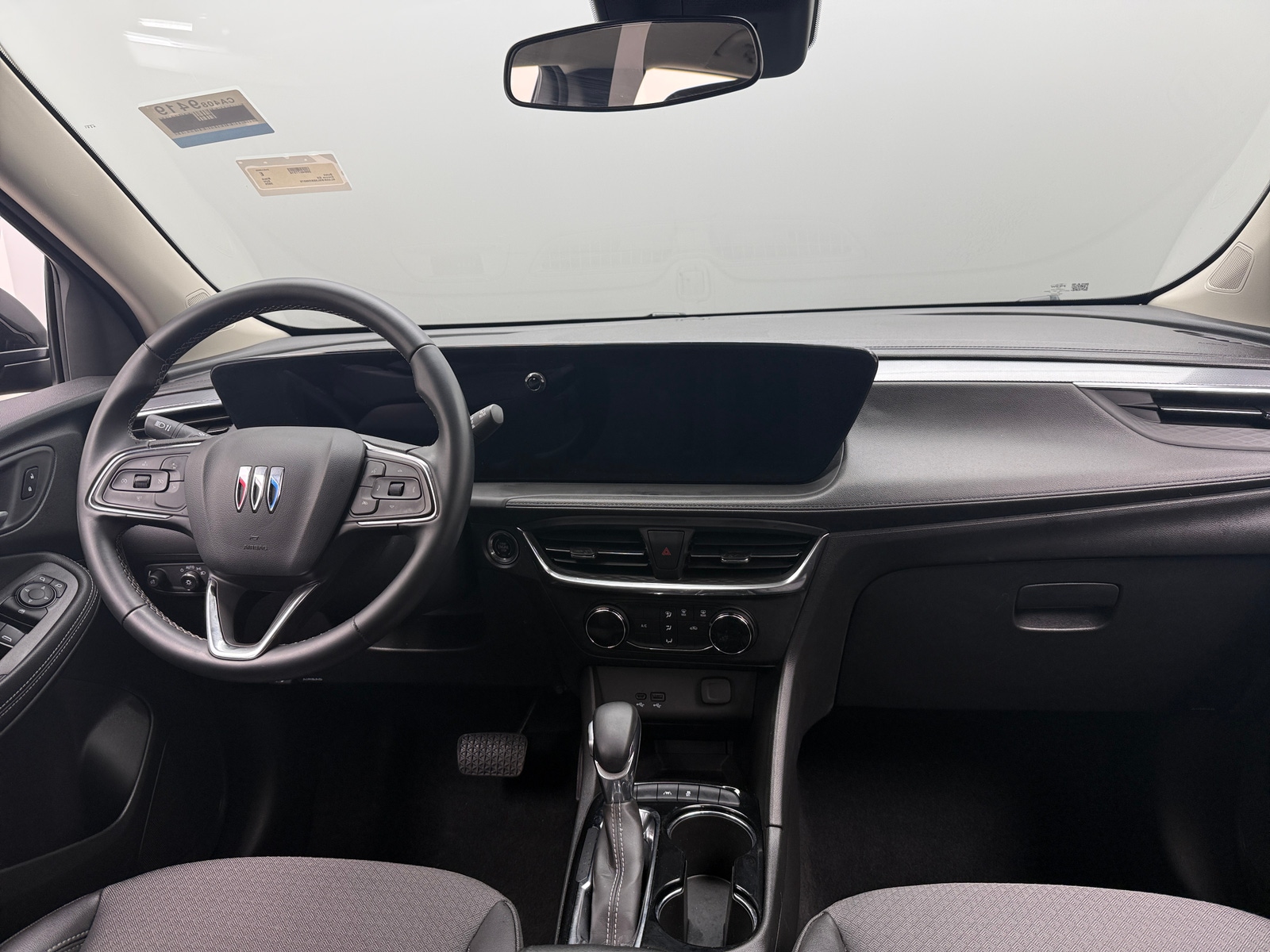 Thumbnail: 2025 Buick Encore GX - 2