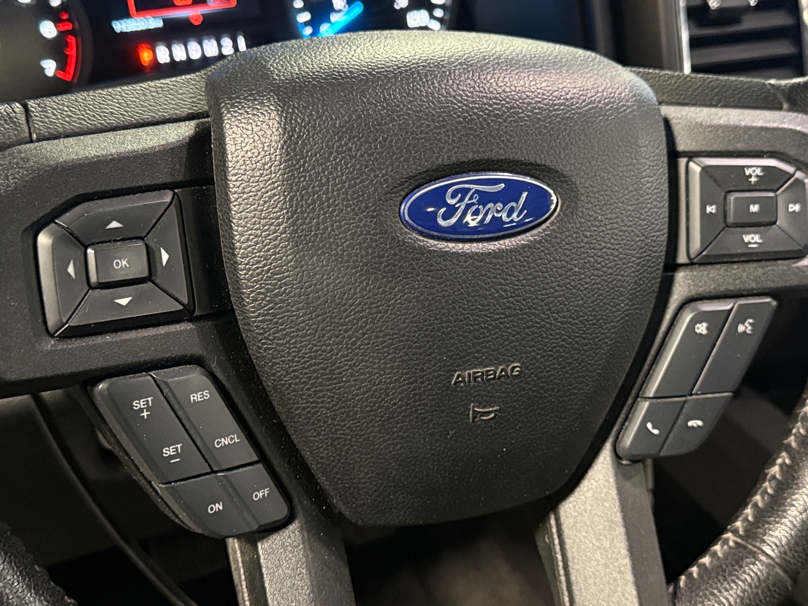 Thumbnail: 2016 Ford Econoline - 5