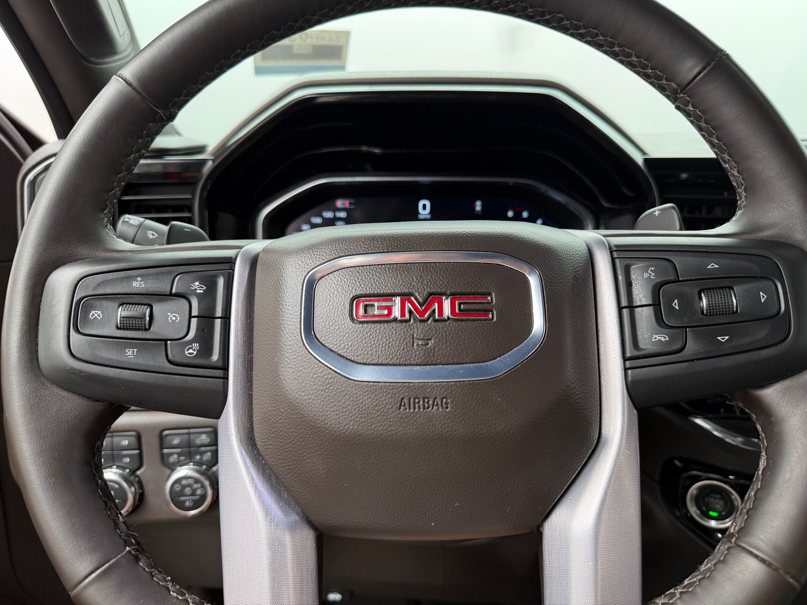 Thumbnail: 2025 GMC Sierra 1500 - 4