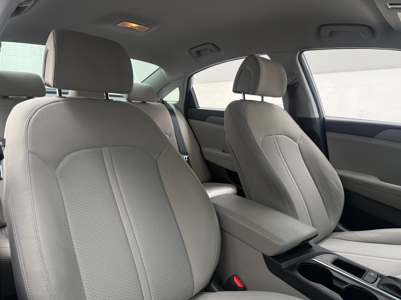 Thumbnail: 2016 Hyundai Sonata - 2