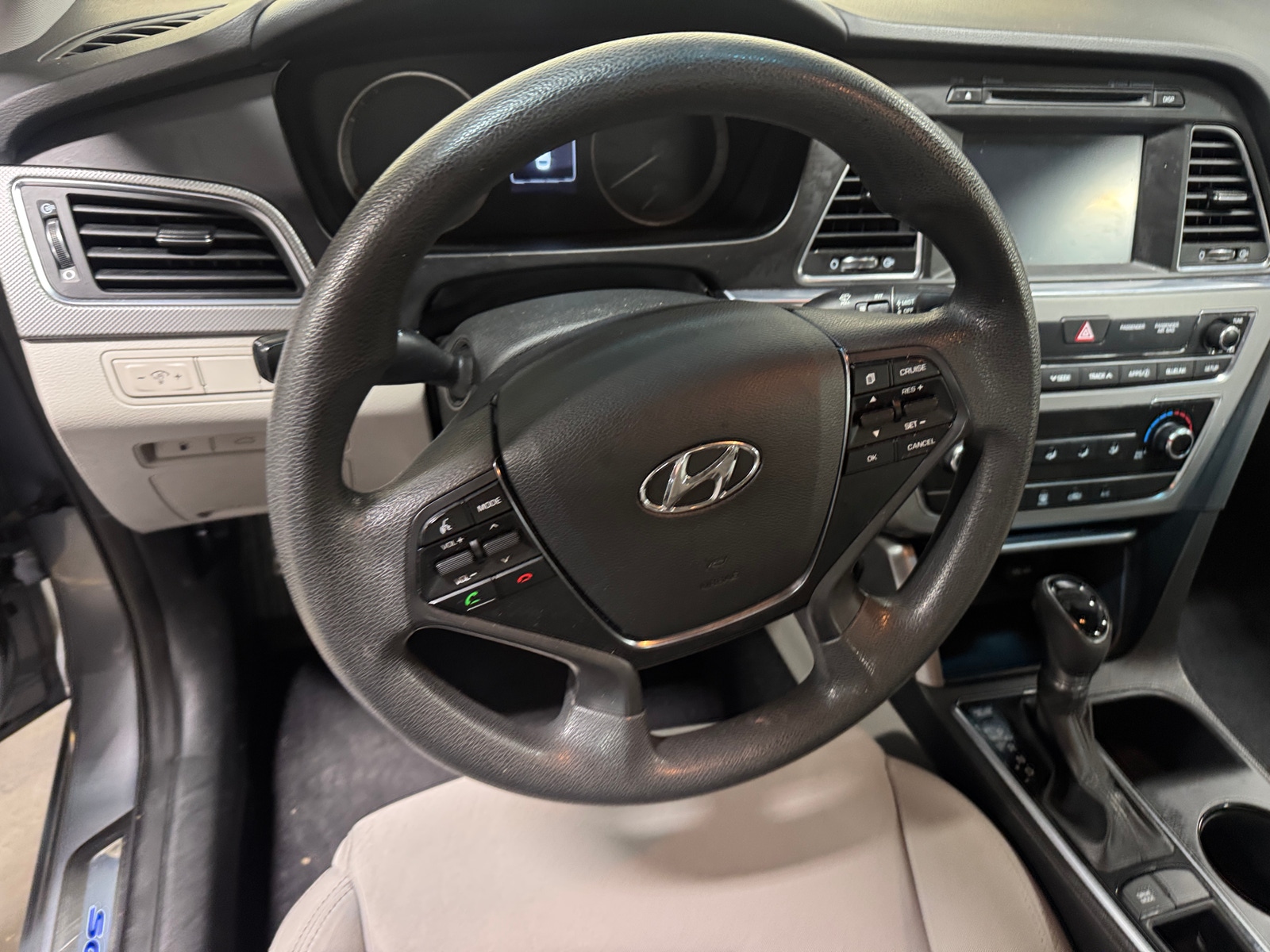 Thumbnail: 2016 Hyundai Sonata - 5