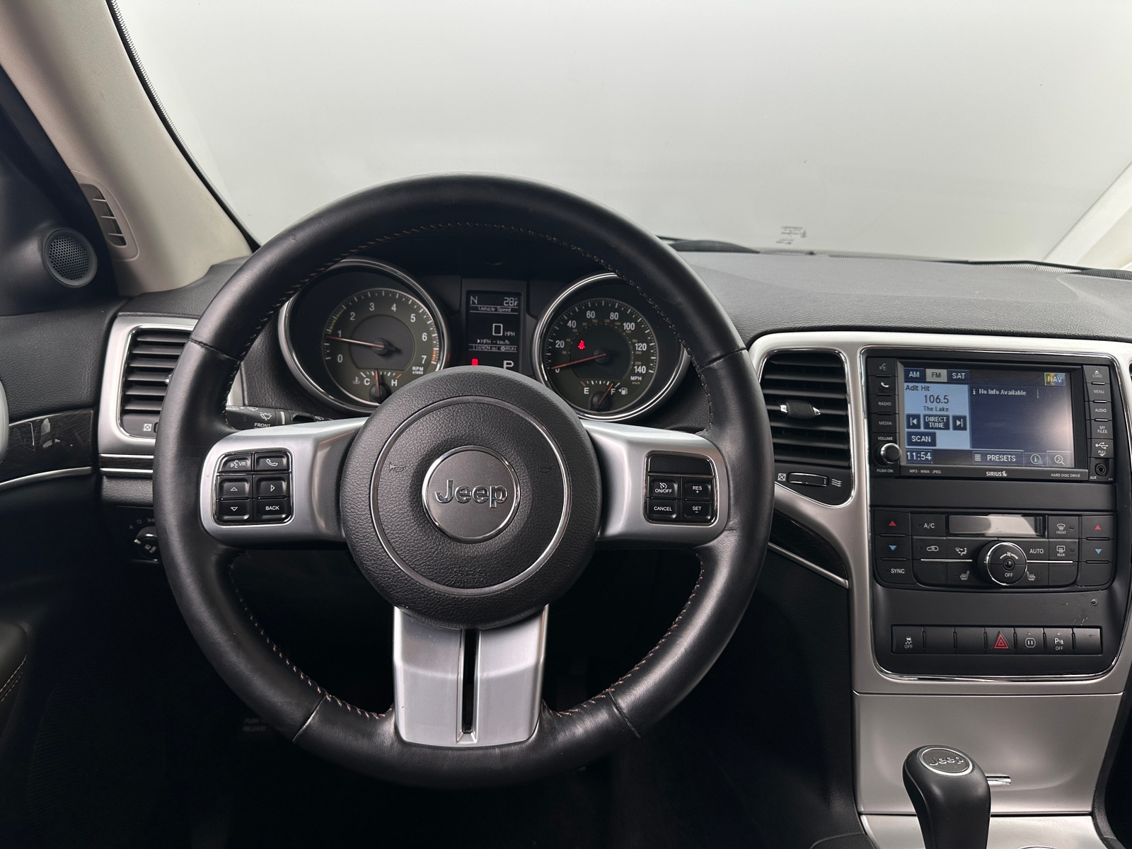 Thumbnail: 2011 Jeep Grand Cherokee - 4