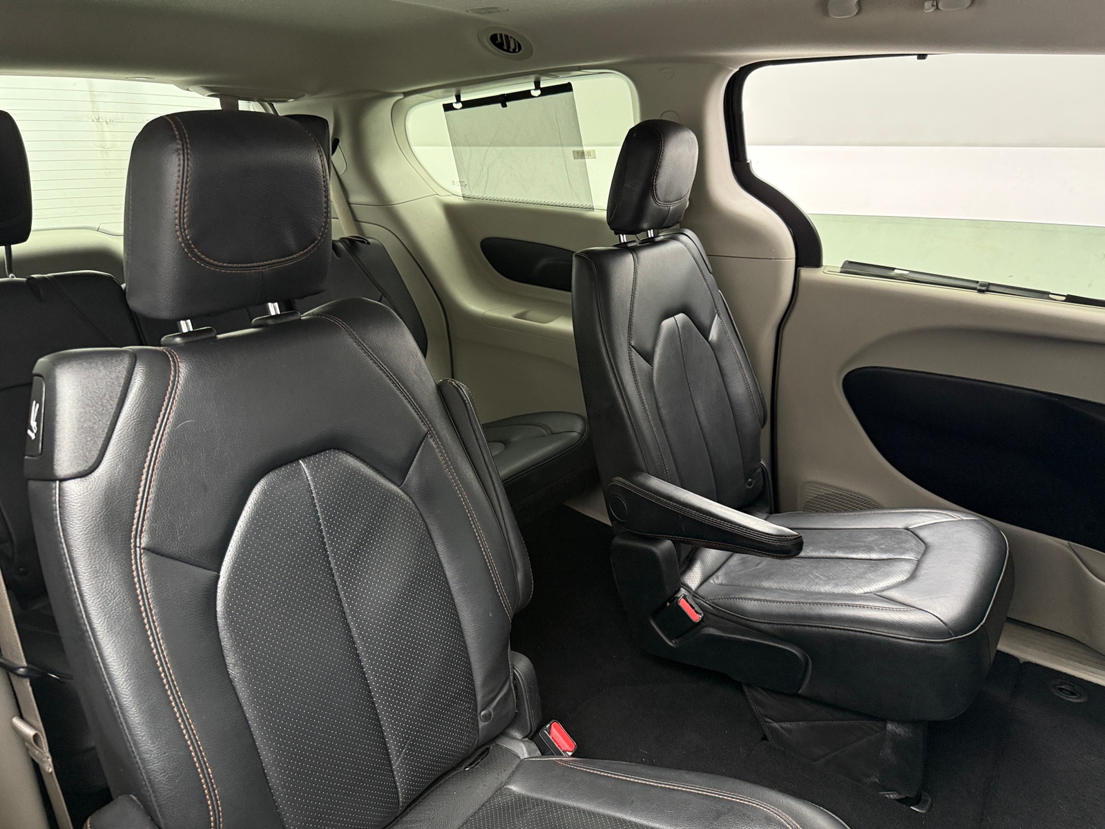 Thumbnail: 2020 Chrysler Pacifica - 5