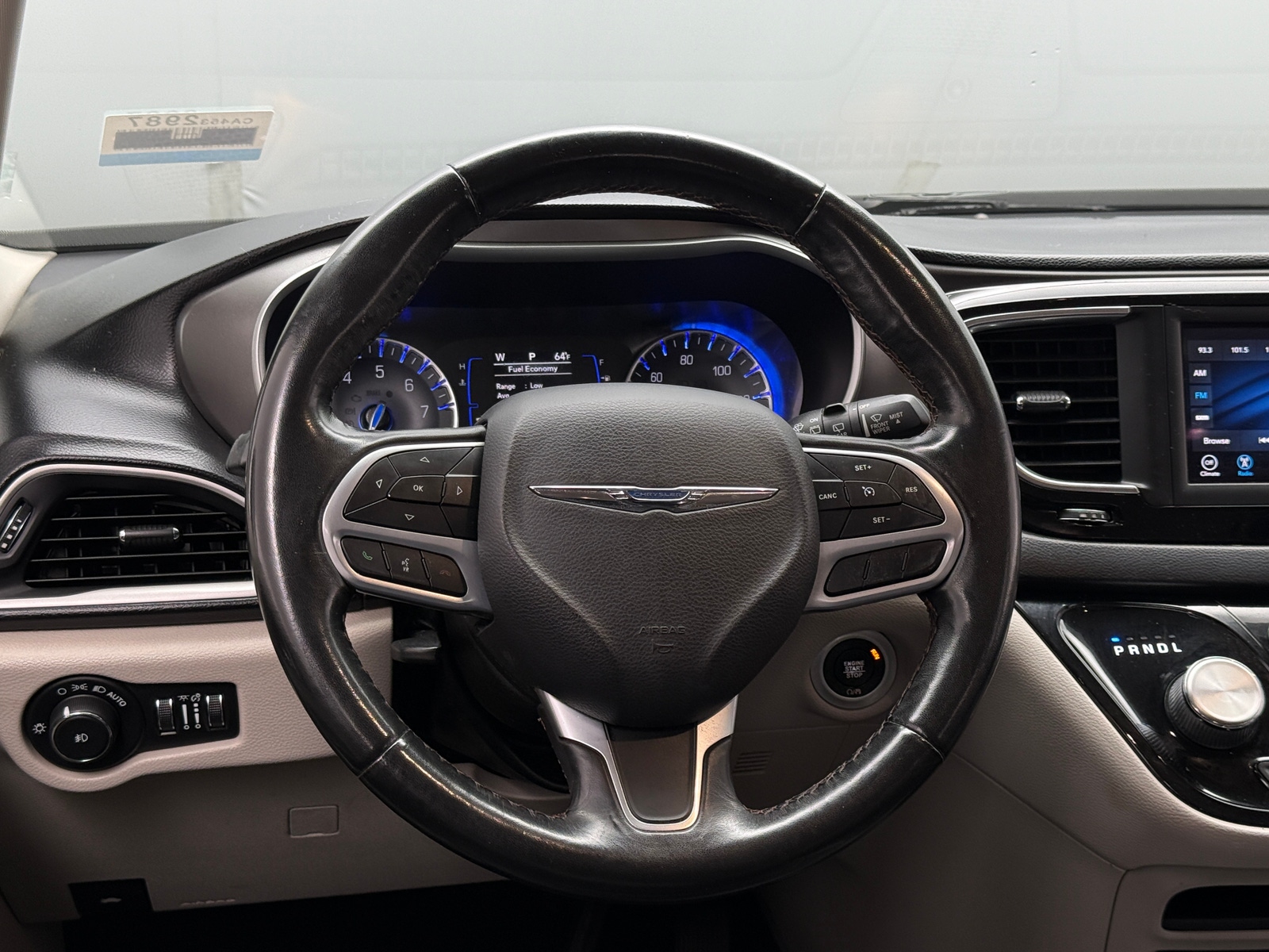 Thumbnail: 2020 Chrysler Pacifica - 4