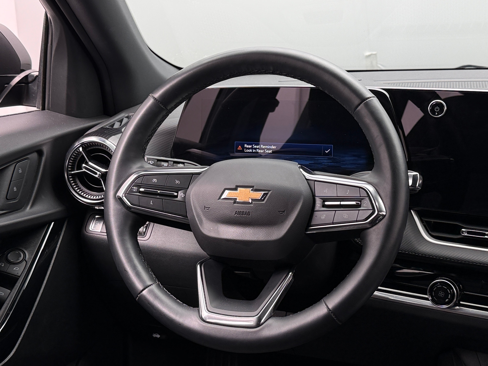 Thumbnail: 2025 Chevrolet Equinox - 5