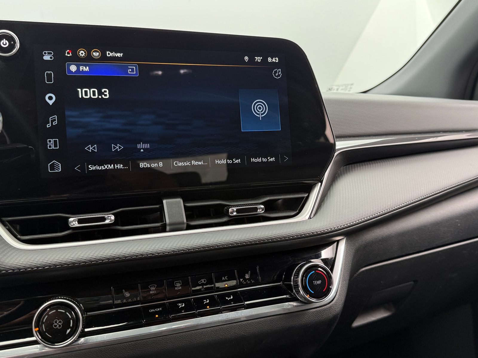 Thumbnail: 2025 Chevrolet Equinox - 4