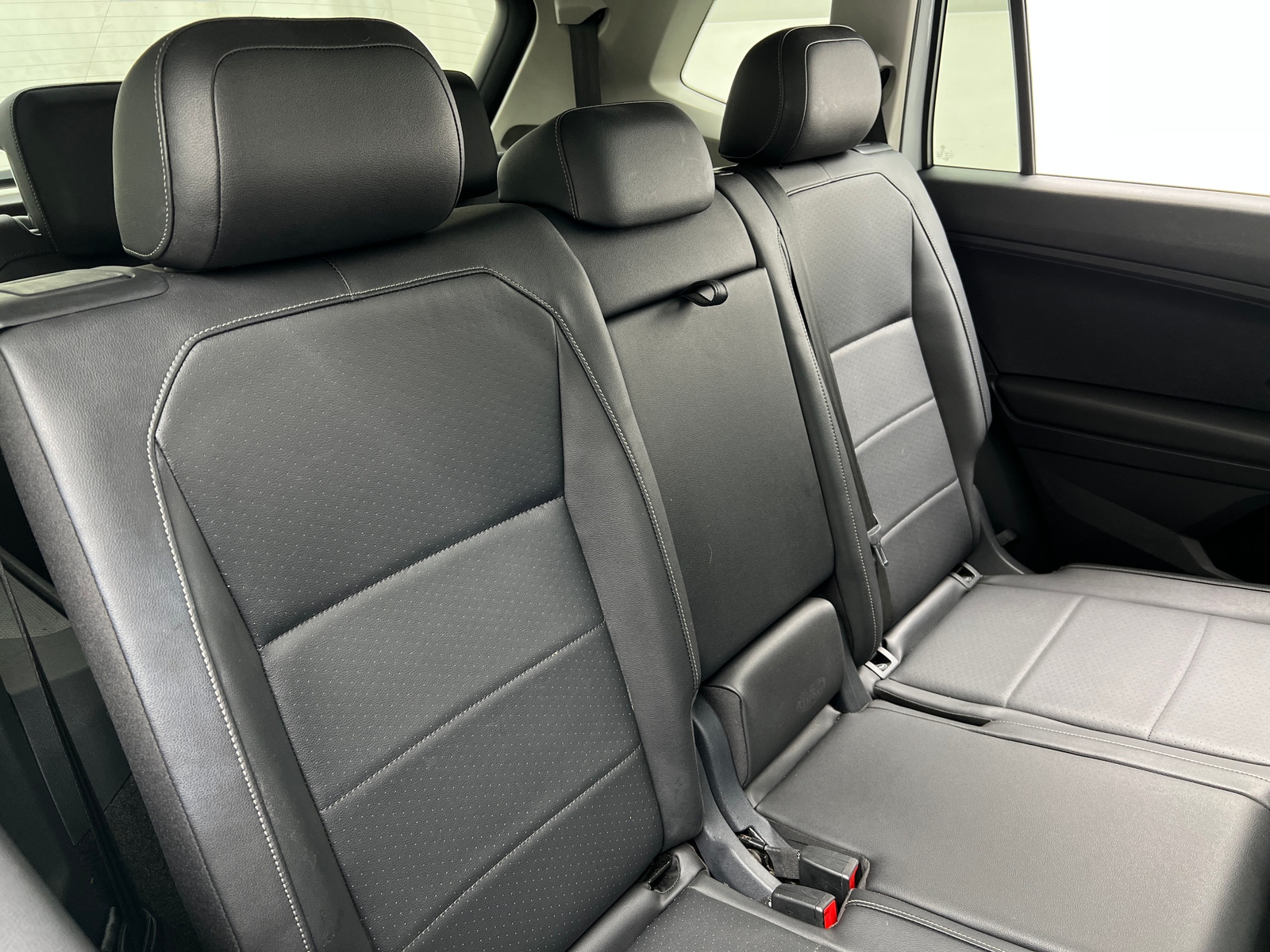 Thumbnail: 2018 Volkswagen Tiguan - 5