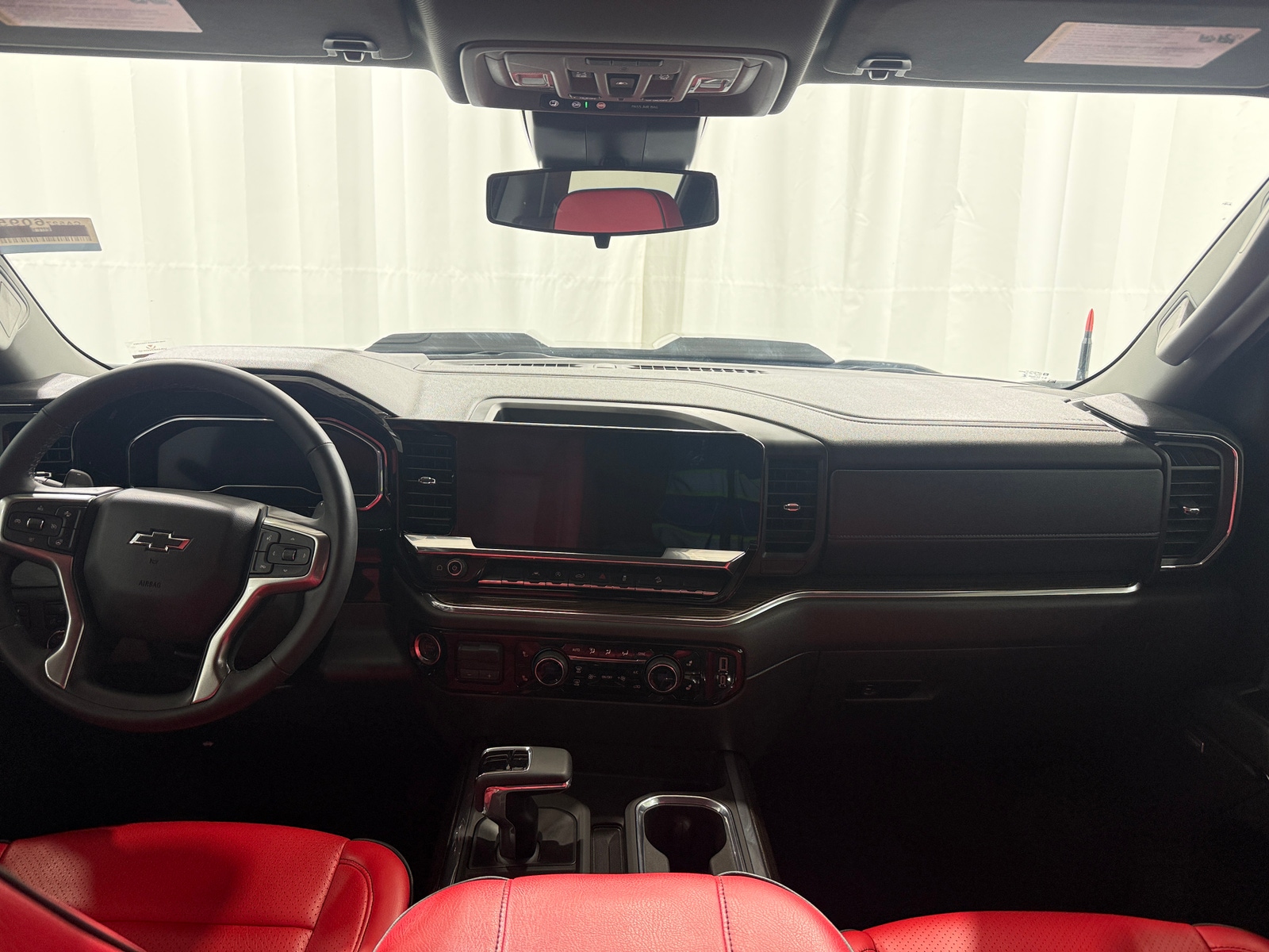 Thumbnail: 2025 Chevrolet Silverado 1500 - 3