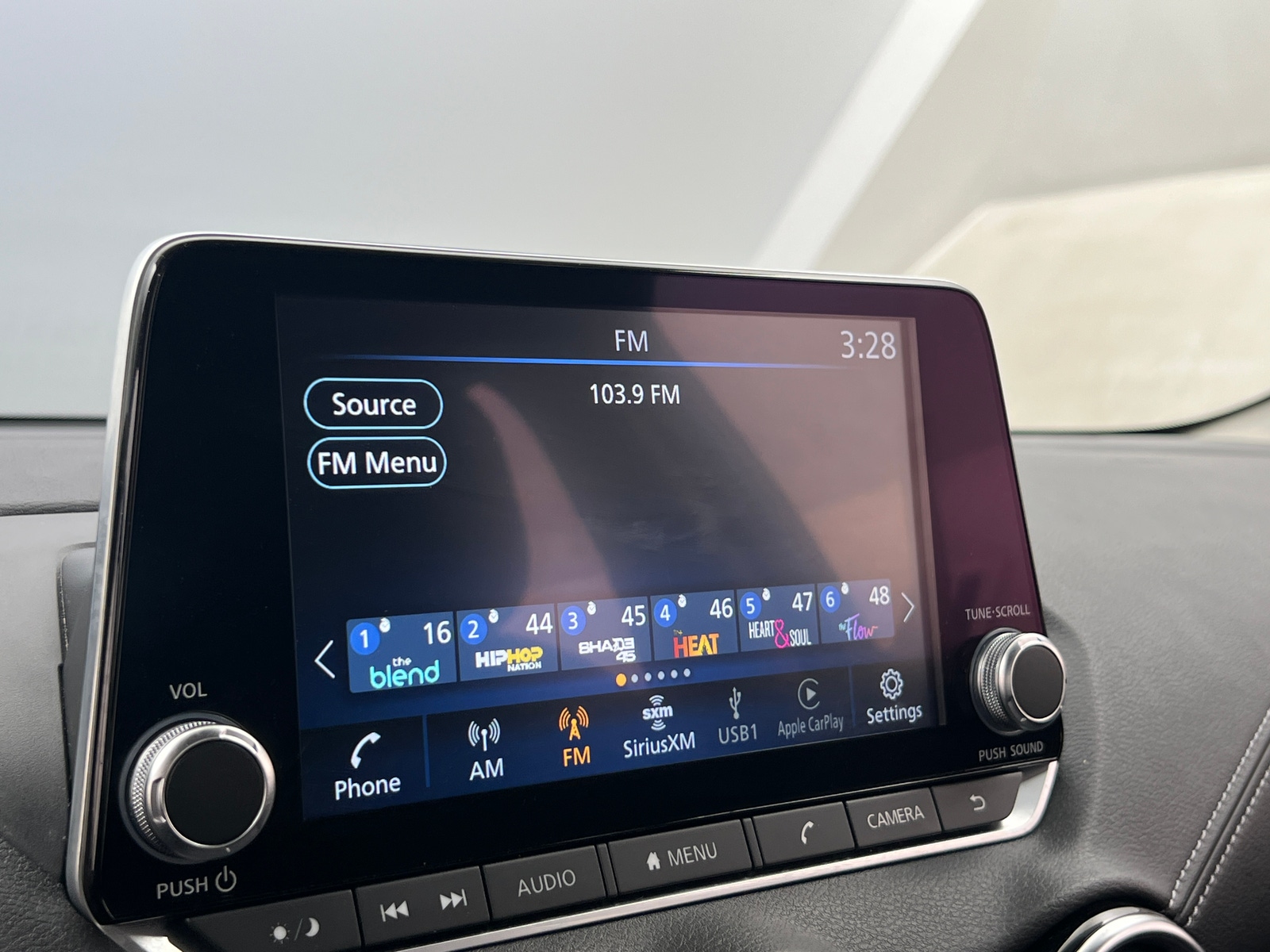 Thumbnail: 2025 Nissan Sentra - 4