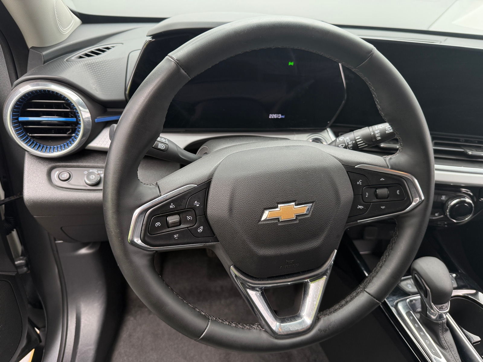 Thumbnail: 2025 Chevrolet Trax - 5