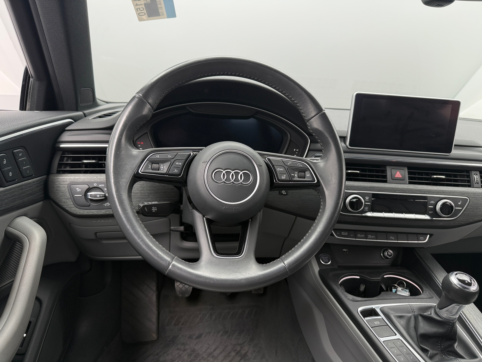 Thumbnail: 2018 Audi A4 - 4